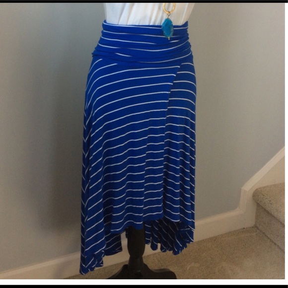 Hi Lo Striped Midi Skirt - Picture 2 of 4